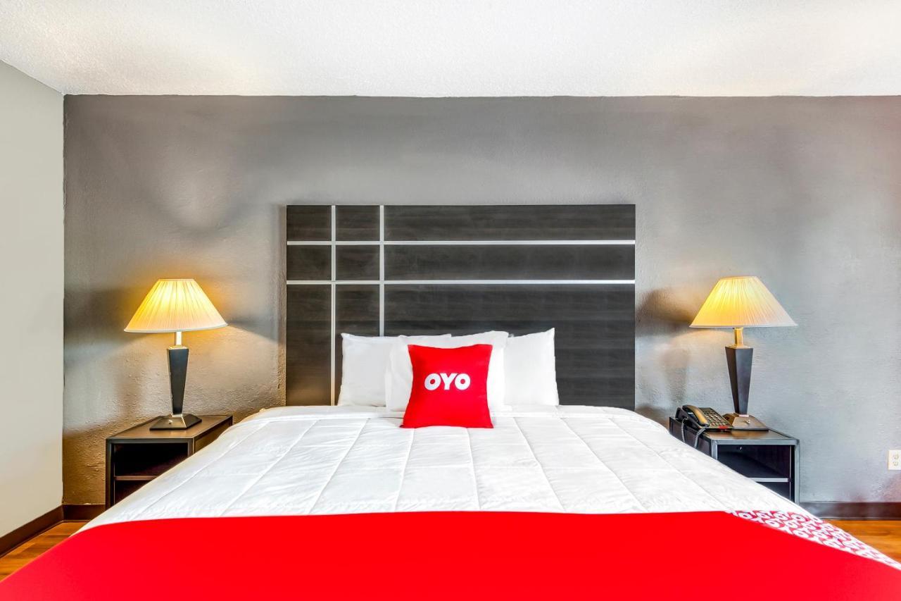 Oyo Hotel Jackson Fairgrounds I-55 מראה חיצוני תמונה