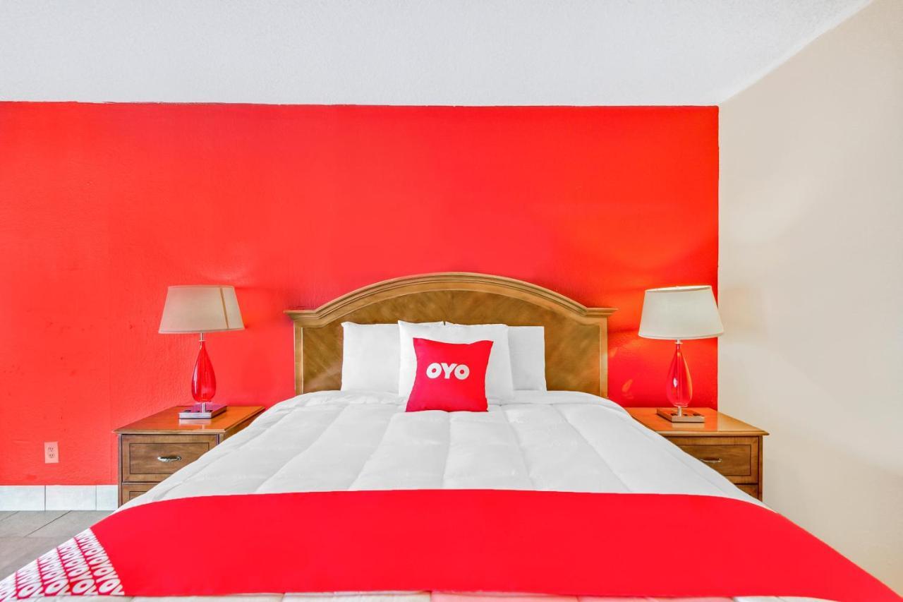 Oyo Hotel Jackson Fairgrounds I-55 מראה חיצוני תמונה